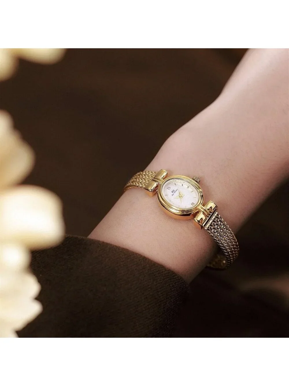 Women's Gold White Fashion Small Oval Quartz Leather Band Minimalist Wrist Watch